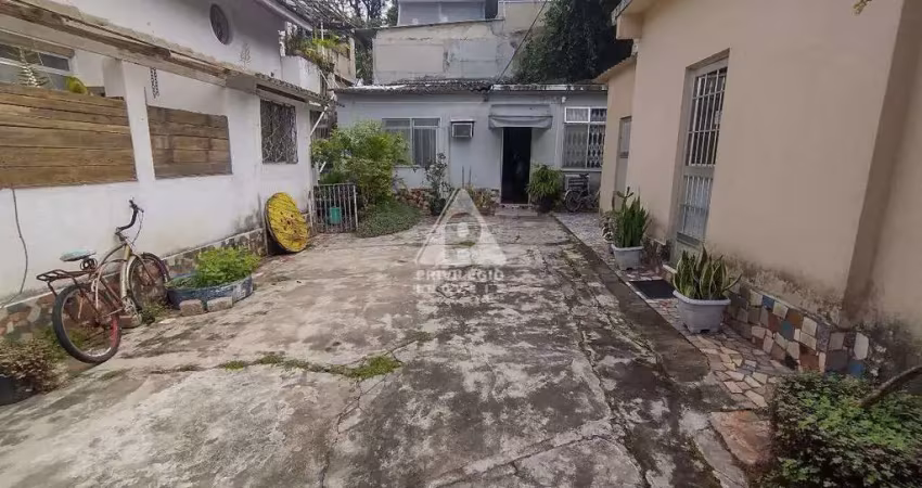 Terreno 253m² | jardim botânico | 3 casas | oportunidade | residencial ou comercial