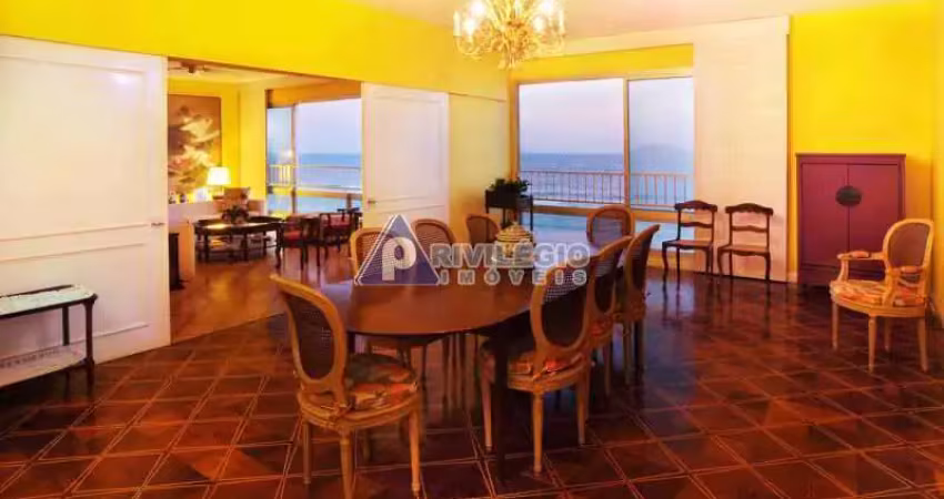 Apartamento de 450m² em ipanema: 4 quartos, 1 vaga de garagem e vista panorâmica para a praia