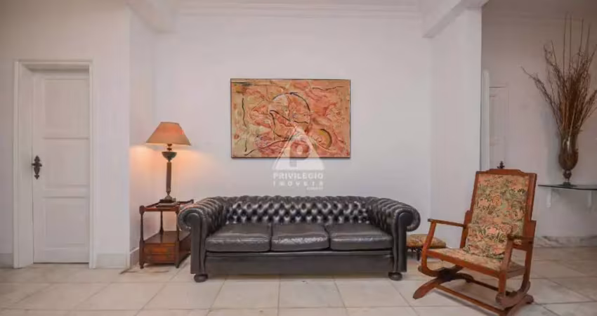Apartamento térreo reformado no leblon – 2 quartos amplos, 1 suíte e 1 vaga descoberta