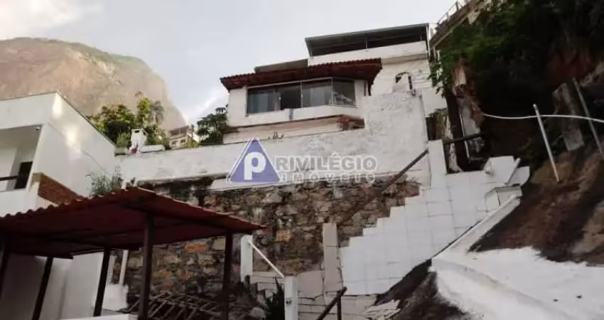 Casa de 5 pavimentos no vidigal – ideal para hostel ou investimento