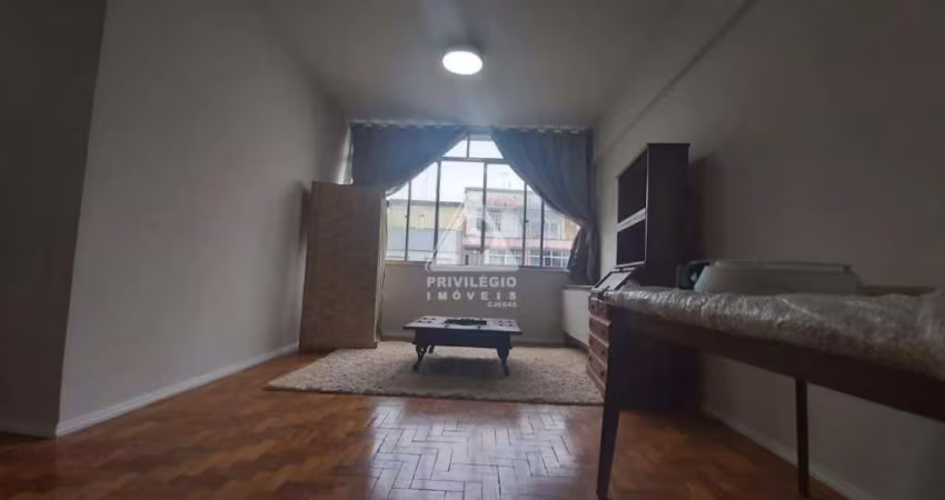 Apartamento à venda, 3 quartos, 1 suíte, 1 vaga, Copacabana - RIO DE JANEIRO/RJ