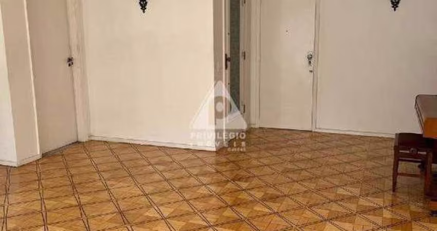Excelente apartamento com 4 Quartos à venda, 240m², com vaga - Tijuca