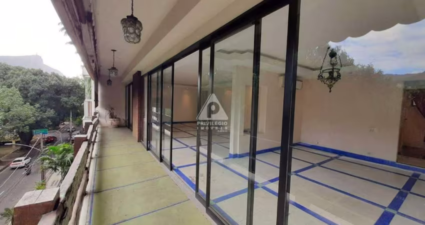 Excelente apartamento 4 quartos no leblon