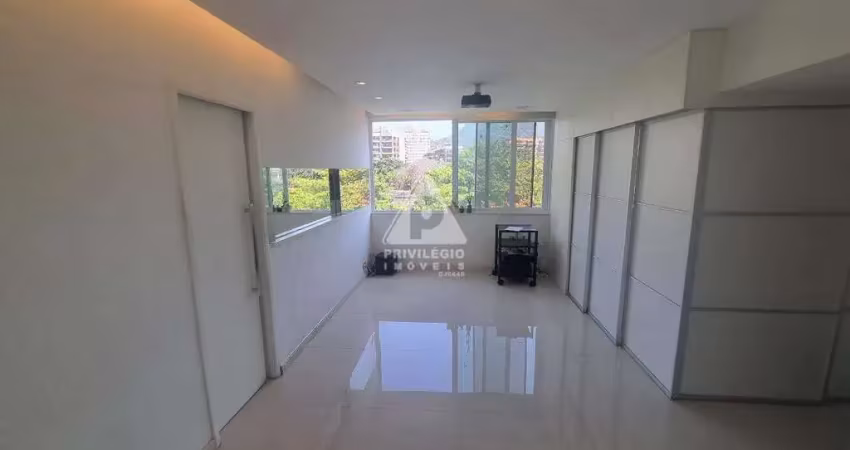 Leblon! 3 quartos com suíte e vaga escriturada – ótima localização