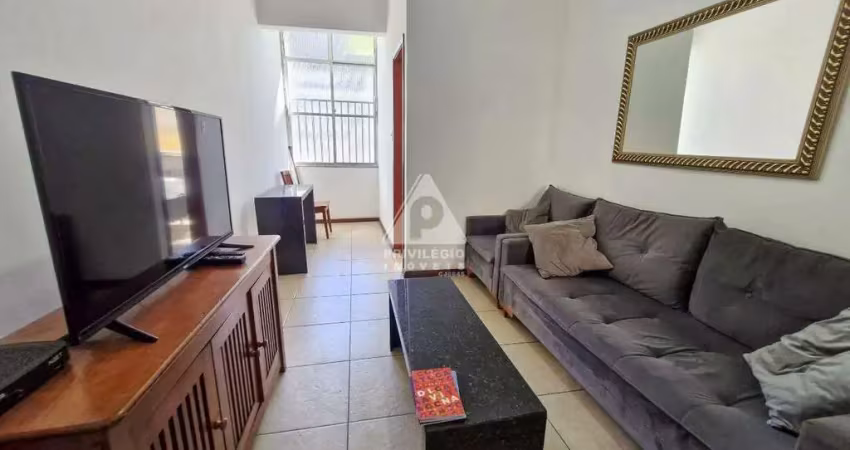 Apartamento à venda 2 quartos. copacabana - rio de janeiro