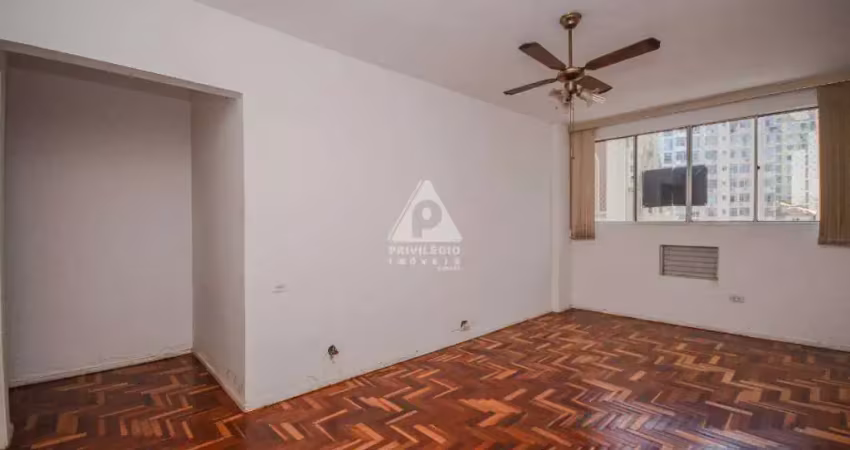 Apartamento à venda, 2 quartos, 1 vaga ao lado do metrô