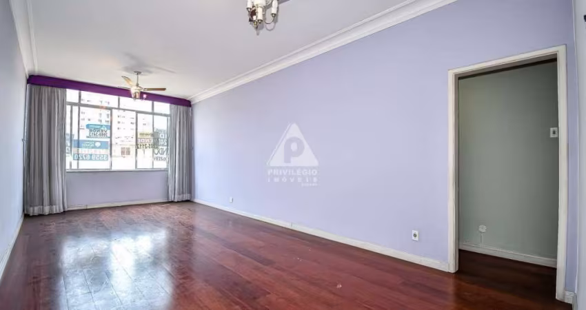 Apartamento à venda, 3 quartos, 1 suíte, 1 vaga, Laranjeiras - RIO DE JANEIRO/RJ