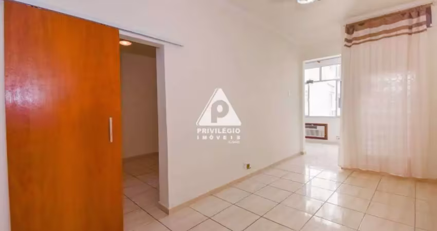 Kitnetconjugado à venda, 1 quarto, glória - rio de janeiro/rj