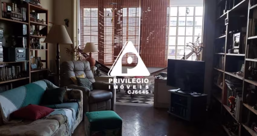 Apartamento à venda, 8 quartos, 1 suíte, 2 vagas, santa teresa - rio de janeiro/rj