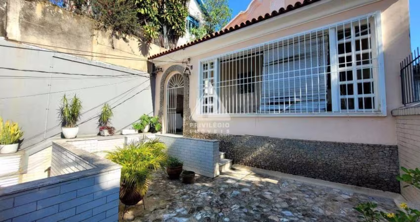 Casa de rua à venda, 6 quartos, 4 vagas, Santa Teresa - RIO DE JANEIRO/RJ