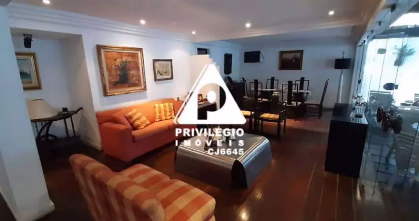 Casa de rua à venda, 4 quartos, 1 suíte, 2 vagas, laranjeiras - rio de janeiro/rj