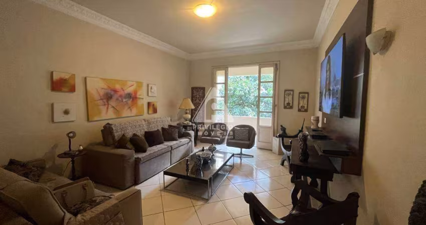 Apartamento 3 quartos a venda, 1 suíte, varanda, dependência completa - Flamengo