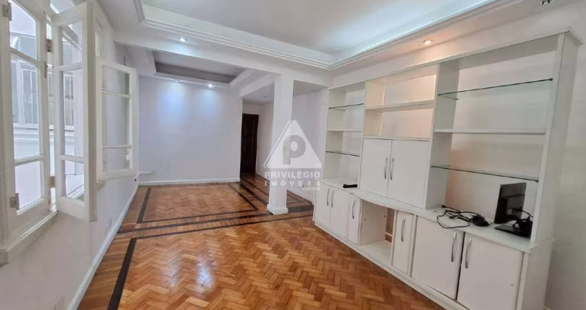 Apartamento, 2 quartos, Laranjeiras, 83m2