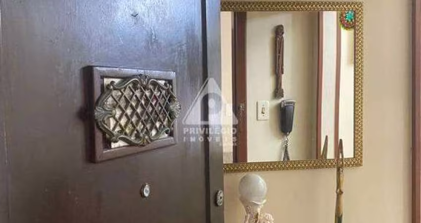 Sala/Quarto a 5 min da praia