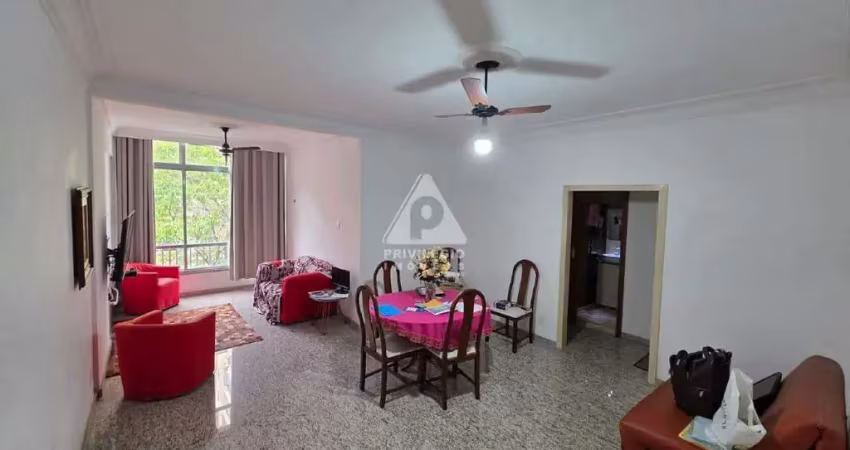 Privilégio imóveis vende: excelente apartamento no coração do flamengo com 3 quartos e 2 suítes.