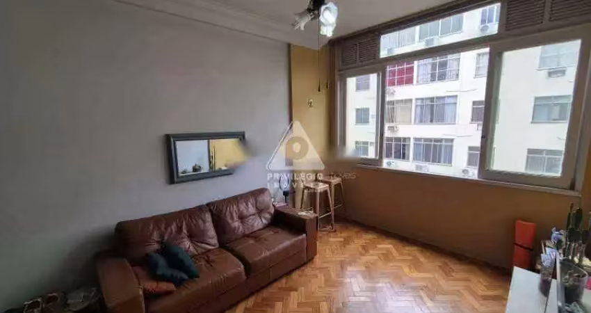 Apartamento de 101m² | 3 quartos + dependência completa | vista para o cristo redentor