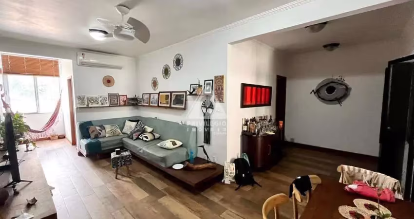 Apartamento à venda, 2 quartos, dependência completa - catete
