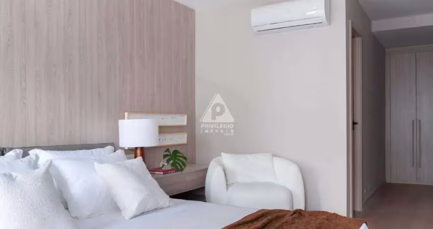 COBERTURA COM 2 QUARTOS SENDO OS 2 SUITES, 3 BANHEIROS, 1 VGA DE GARAGEM EM IPANEMA