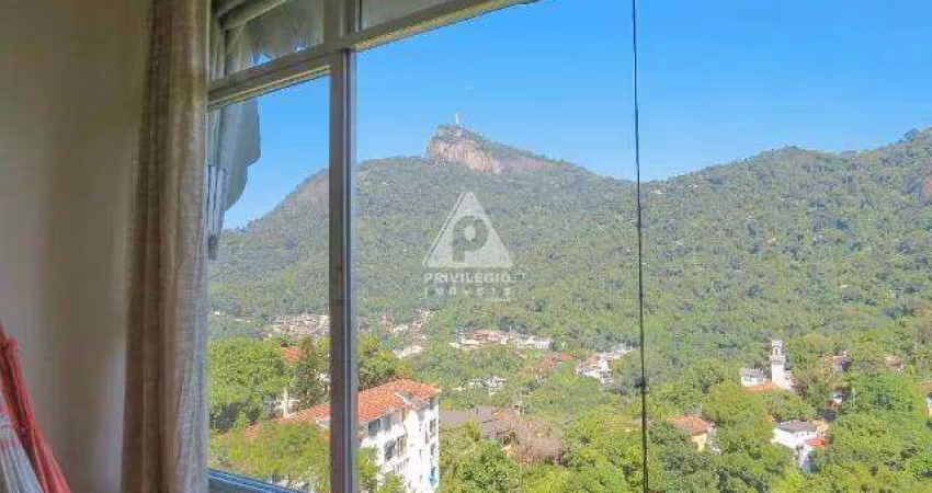 EXCELENTE APARTAMENTO com 86 m² - Santa Teresa
