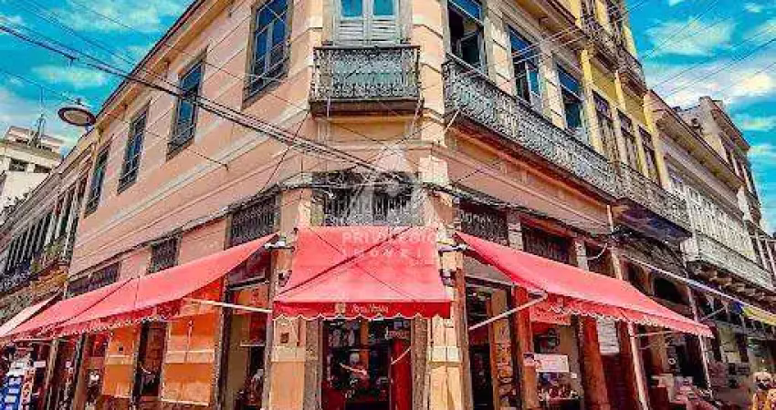 Prédio comercial no coração do centro do rio de janeiro