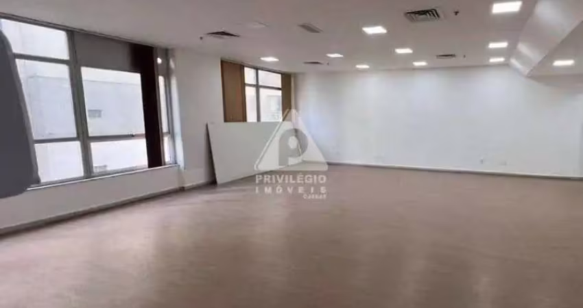 Sala comercial com 258m² no centro do rio de janeiro.