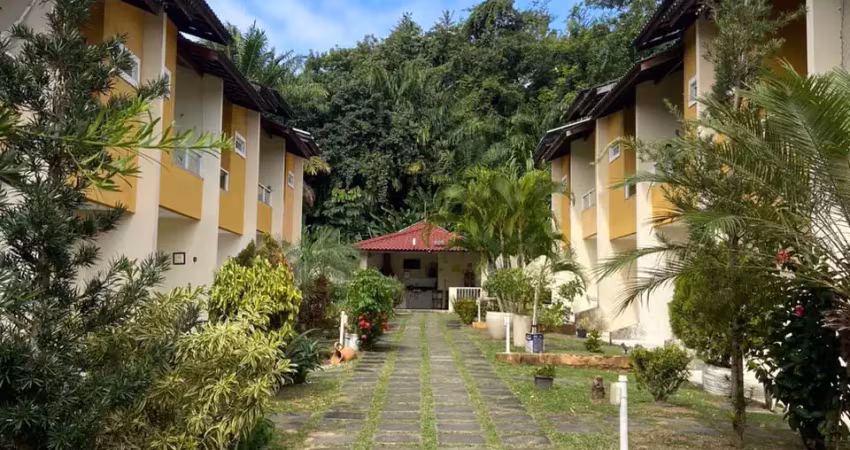 Lindissimo vilage com 2 suites e 02 vagas de garagens