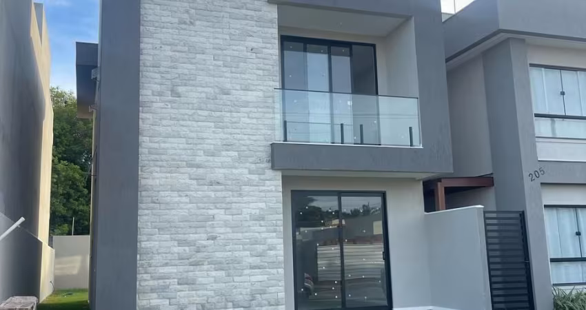 Casa a venda nova 4/4 sendo 3 suítes Vila Florença em Abrantes