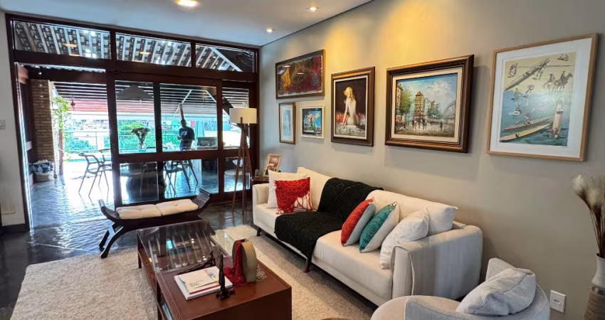 Mansão Triplex à Venda no Quinta do Candeal – 04 Suítes | 316 m² Privativos