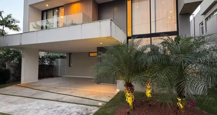 Casa em condomínio fechado com 4 quartos à venda na Avenida Alphaville, 1, Alphaville I, Salvador