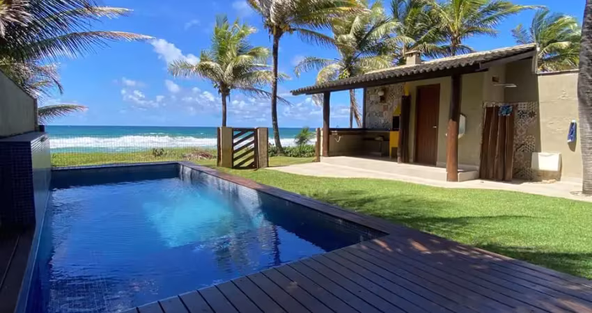 Casa 4/4 pé na areia à venda – condomínio praia do piruí- arembepe