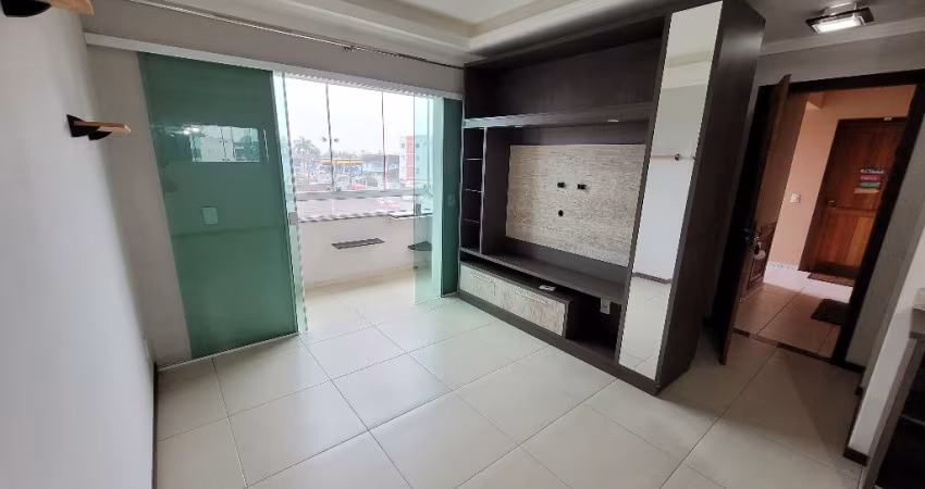 Apartamento com 1 suíte mais 2 quartos à venda no bairro Iririú