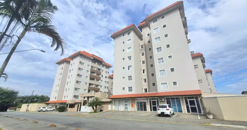 Apartamento com 1 suíte mais 2 quartos à venda no bairro Floresta