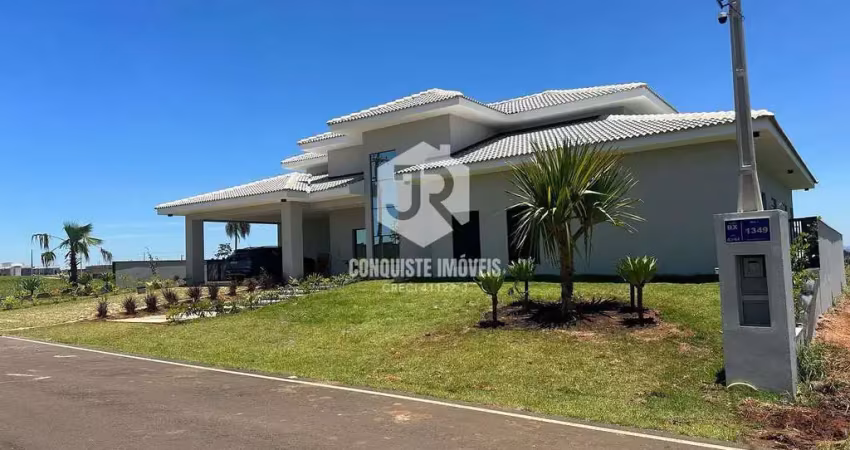 Sofisticada, alto padrão, loteamento fechado com portaria 24 horas, clubes completos, com restauran