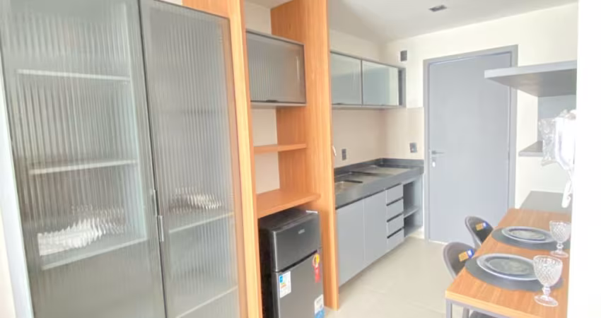 FLAT NOVO MOBILIADO E DECORADO EM INTERMARES