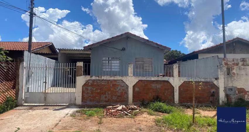 Oportunidade! Casa Ampla com Suíte + Estrutura nos Fundos no Parque dos Novos Estados