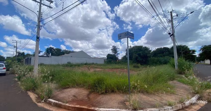 Terreno de Esquina no Rita Vieira com 484 m²