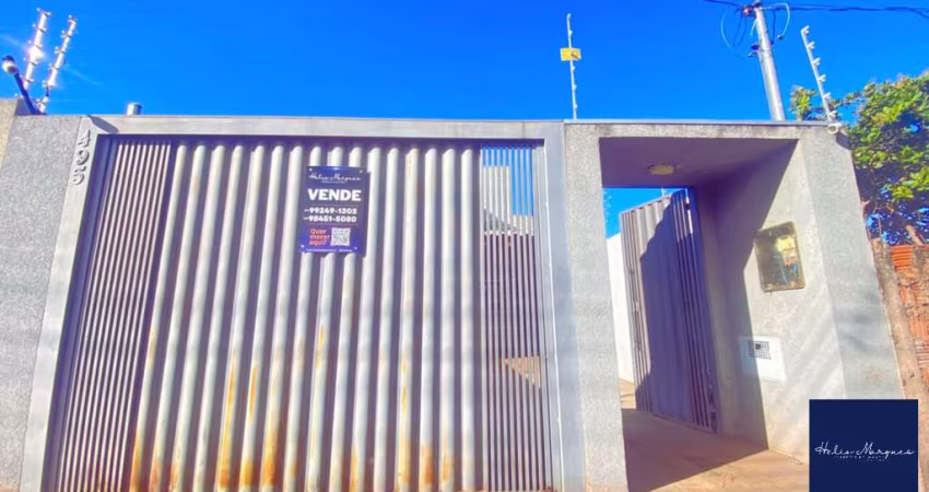 Oportunidade! Imóvel com suíte e quintal privativo