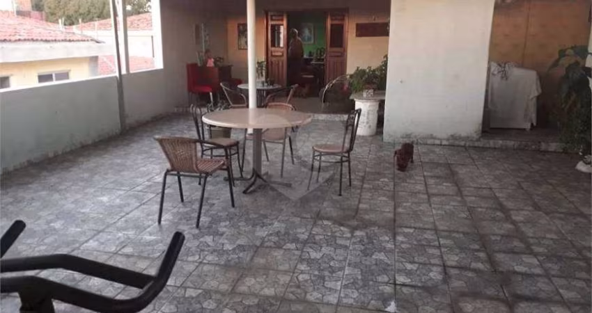 Apartamento para venda possui 128 metros quadrados com 3 quartos em Benfica - Fortaleza - Ceará