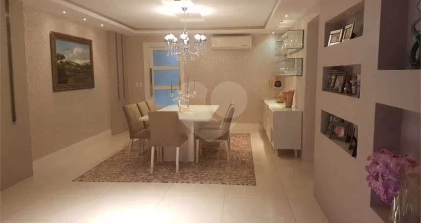 Apartamento para venda possui 231 metros quadrados com 3 quartos em Cocó - Fortaleza - Ceará