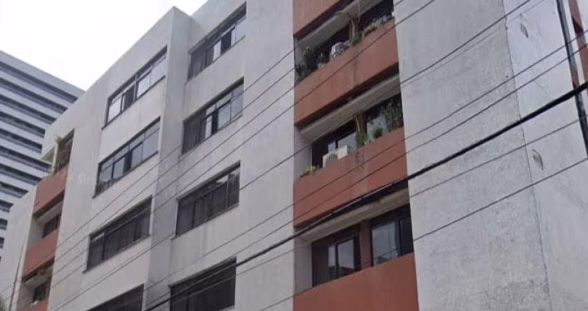 Apartamento à 300m da beira mar, 166m²