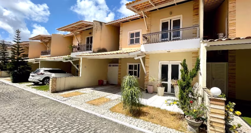 Casa em condomínio no Edson Queiroz