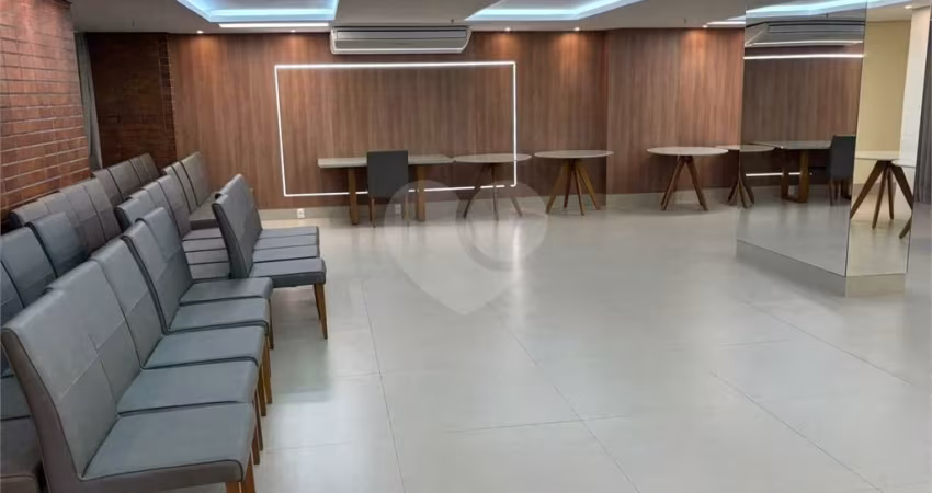 Quartier Latin, no Dionísio Torres,  203m²