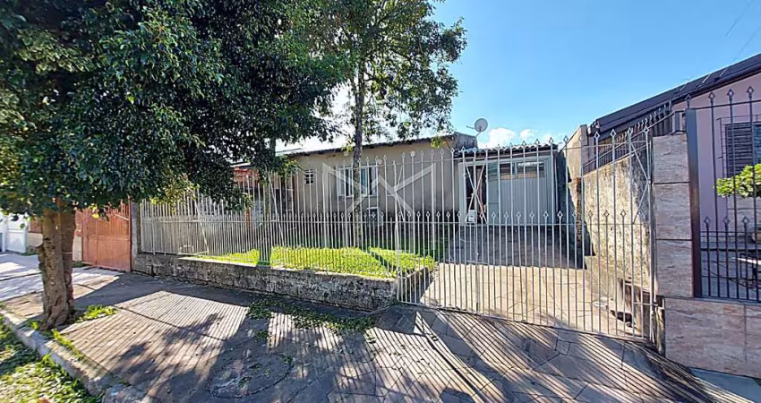 Casa à venda na Rua Gomes Freire, COHAB B, Gravataí