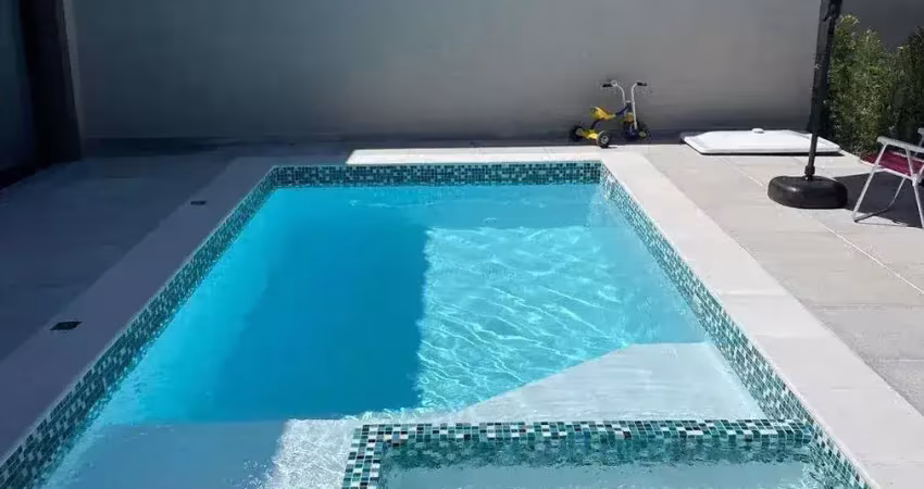 Excelente casa com sala comercial guaratuba  com piscina