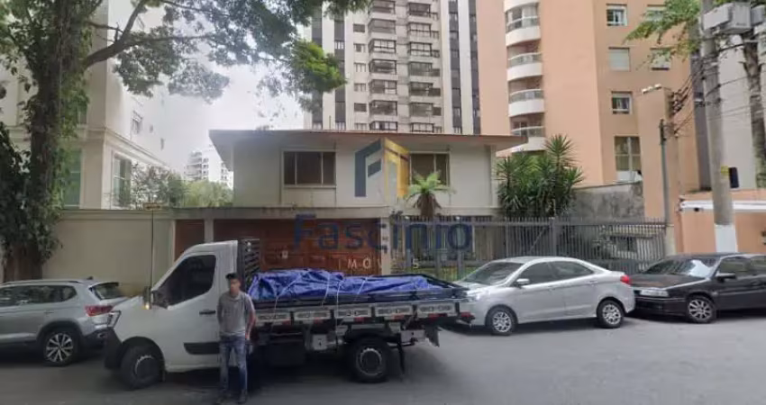 Casa com 3 quartos à venda na Rua Inajaroba, 156, Vila Nova Conceição, São Paulo