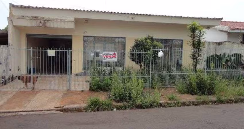 Casa com 3 quartos à venda na Rua Amílcar Vecchi, 147, Jardim América, Maringá
