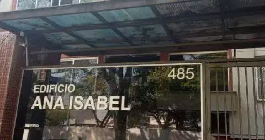 EXCELENTE APARTAMENTO, NA ZONA 04, EDIFICIO ANA ISABEL