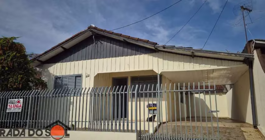Casa com 2 quartos para alugar na Rua Rio Ligeiro, 441, Parque Residencial Tuiuti, Maringá