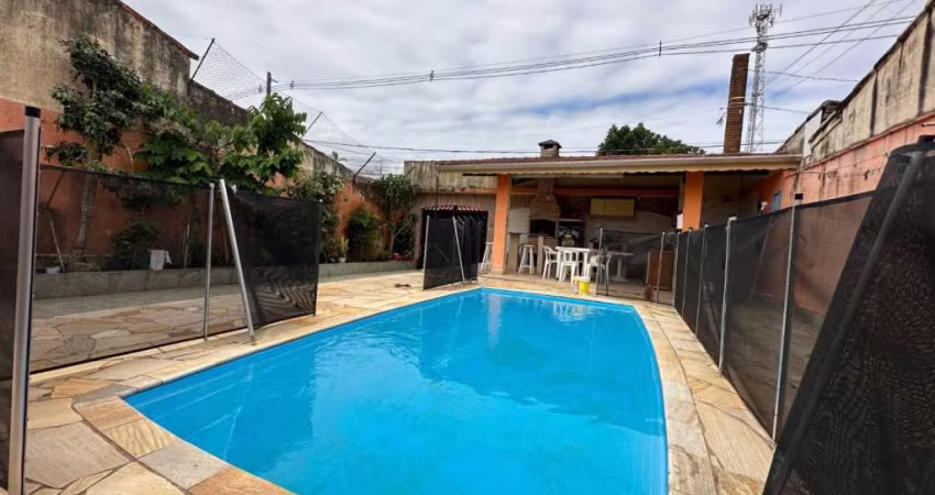Casa com 3 dormitórios - venda por R$ 570.000,00 ou aluguel por R$ 4.000,00/mês - Belas Artes - Itanhaém/SP
