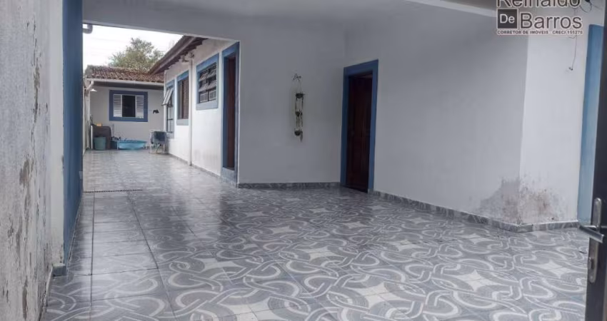 Sobrado com 4 dormitórios à venda por R$ 700.000 - Jardim Ivoty - Itanhaém/SP
